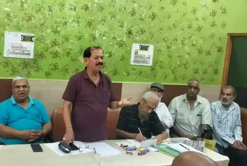 Nahan: विद्युत पेंशनर कल्याण संघ का नाहन में आयोजन Nahan: विद्युत पेंशनर कल्याण संघ का नाहन में आयोजन