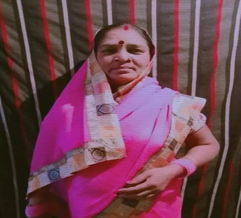 आर्थिक मदद से बढ़ा आत्मविश्वास, अश्वनी ने जताया मुख्यमंत्री का आभार आर्थिक मदद से बढ़ा आत्मविश्वास, अश्वनी ने जताया मुख्यमंत्री का आभार