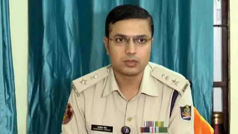 Bhubaneswar: पुलिस ने निवेश घोटाले में आरोपी को यूपी से दबोचा Bhubaneswar: पुलिस ने निवेश घोटाले में आरोपी को यूपी से दबोचा