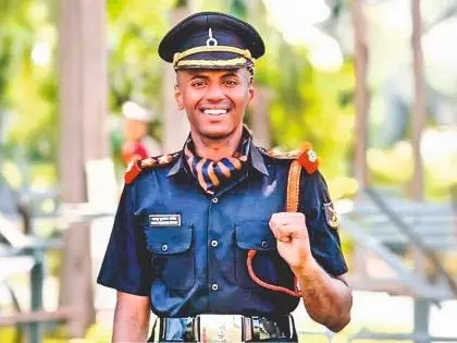 Sangvi के शुभंकर नायडू भारतीय सेना में लेफ्टिनेंट पद पर चयनित Sangvi के शुभंकर नायडू भारतीय सेना में लेफ्टिनेंट पद पर चयनित