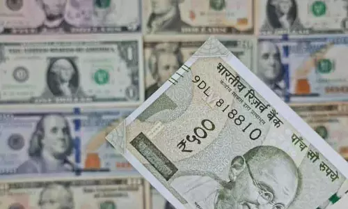 विदेशी मुद्रा भंडार 4 अरब डॉलर बढ़कर 698 अरब डॉलर हुआ