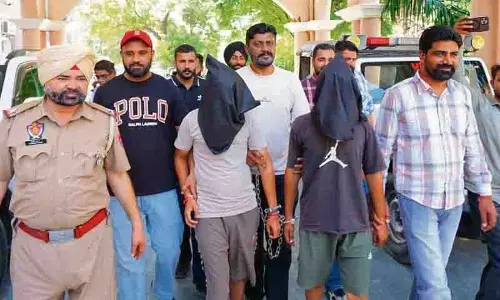 Fazilka में 16 पिस्तौल, 38 मैगजीन जब्त, 2 गिरफ्तार
