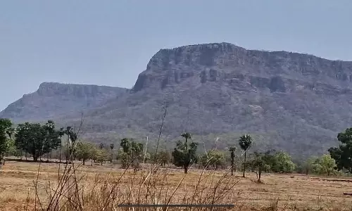 कर्रेगुटा पहाड़ी में जंगल वार फेयर स्कूल खोलने की तैयारी में सरकार कर्रेगुटा पहाड़ी में जंगल वार फेयर स्कूल खोलने की तैयारी में सरकार