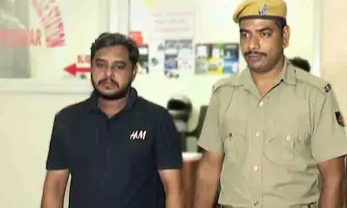 ओडिशा पुलिस ने 98 लाख रुपये की साइबर धोखाधड़ी के मामले में UP के व्यक्ति गिरफ्तार ओडिशा पुलिस ने 98 लाख रुपये की साइबर धोखाधड़ी के मामले में UP के व्यक्ति गिरफ्तार