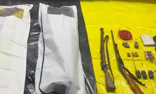 बीजापुर मुठभेड़ पर एसपी की प्रेस कॉन्फ्रेंस, मारे गए नक्सली प्लाटून नंबर 1 के सदस्य निकले बीजापुर मुठभेड़ पर एसपी की प्रेस कॉन्फ्रेंस, मारे गए नक्सली प्लाटून नंबर 1 के सदस्य निकले