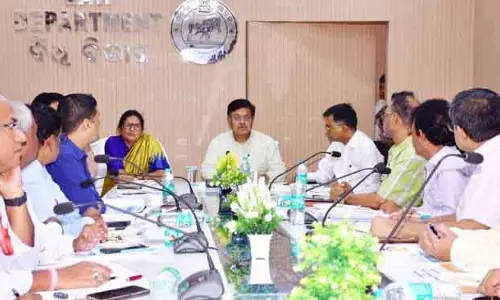 पुरी के कायाकल्प के लिए परियोजनाओं में तेजी लाएं: उपमुख्यमंत्री पुरी के कायाकल्प के लिए परियोजनाओं में तेजी लाएं: उपमुख्यमंत्री