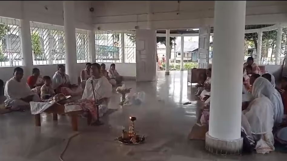 Assam : भक्त मधुपुर सत्र में श्री श्री माधवदेव की तिरुभाव तिथि मनाते हैं
