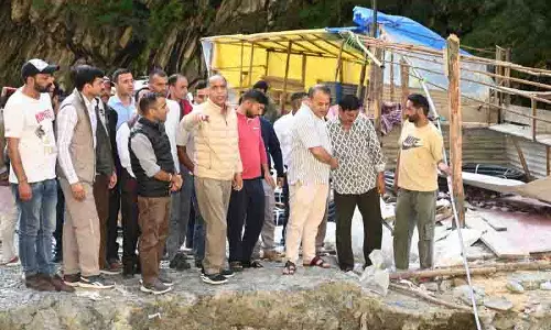Jai Ram ने भरमौर का दौरा किया, आपदा पीड़ितों के लिए और अधिक राहत की मांग की Jai Ram ने भरमौर का दौरा किया, आपदा पीड़ितों के लिए और अधिक राहत की मांग की
