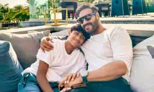 Ajay Devgn: अपने बेटे युग के 15 साल पूरे होने पर उनके लिए एक भावुक नोट Ajay Devgn: अपने बेटे युग के 15 साल पूरे होने पर उनके लिए एक भावुक नोट
