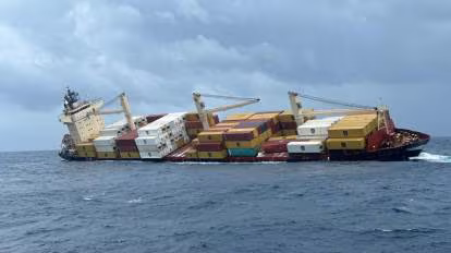 Kolkata: तेल रिसाव रोकने को सरकार की रणनीति तैयार