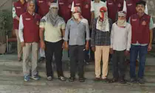 55 लाख के तांबे की फर्जी लूट का पर्दाफाश, ट्रक चालक ने ही रची थी साजिश 55 लाख के तांबे की फर्जी लूट का पर्दाफाश, ट्रक चालक ने ही रची थी साजिश
