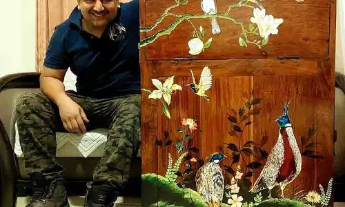 Jalandhar: साँप बचाने वाले से चित्रकार बने कलाकार ने जंगल को कैनवास पर उकेरा