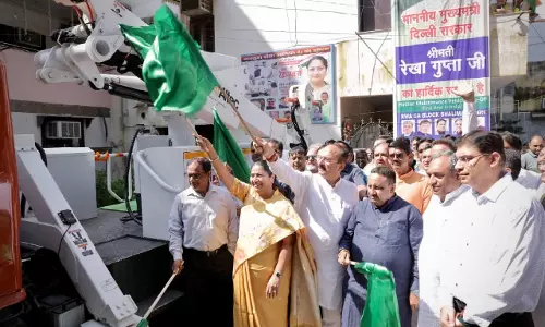 CM रेखा गुप्ता ने दिल्ली में देश की पहली हाई-टेक पावर केबल रिपेयर वैन का शुभारंभ किया