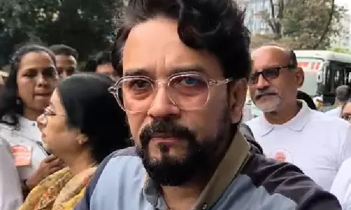 अनुराग ठाकुर ने पीएम मोदी की मां पर वीडियो को लेकर कांग्रेस की आलोचना की अनुराग ठाकुर ने पीएम मोदी की मां पर वीडियो को लेकर कांग्रेस की आलोचना की