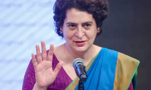 प्रियंका गांधी ने PM मोदी के मणिपुर दौरे में देरी की आलोचना की