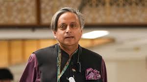 Shashi Tharoor का बयान: पर्यटन रोजगार का स्रोत