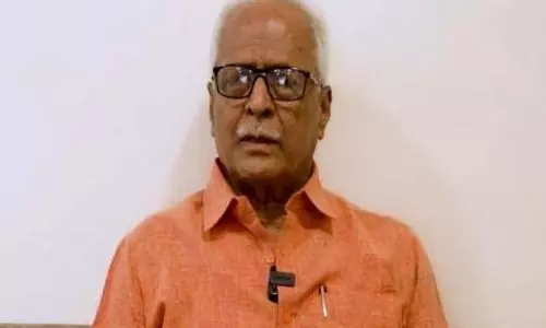 MNS को बड़ा झटका, प्रवक्ता प्रकाश महाजन ने दिया इस्तीफा MNS को बड़ा झटका, प्रवक्ता प्रकाश महाजन ने दिया इस्तीफा