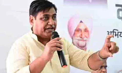 Rajasthan: विधानसभा में छिपे कैमरे मिलने से हड़कंप, कांग्रेस ने जताई नाराज़गी Rajasthan: विधानसभा में छिपे कैमरे मिलने से हड़कंप, कांग्रेस ने जताई नाराज़गी