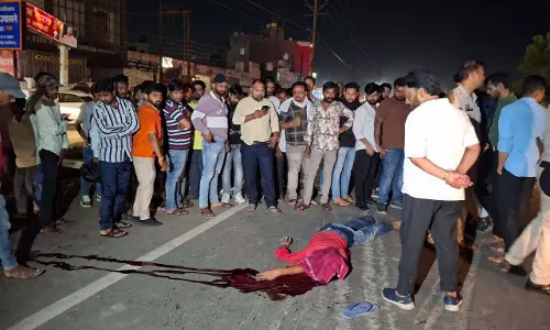 रायपुर में सड़क हादसे में युवक की मौत, तेज रफ्तार कार ने मारी टक्कर
