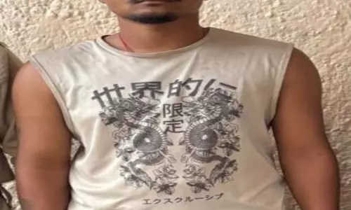 उरला पुलिस ने धारदार चाकू के साथ शनि ध्रुव को किया गिरफ्तार