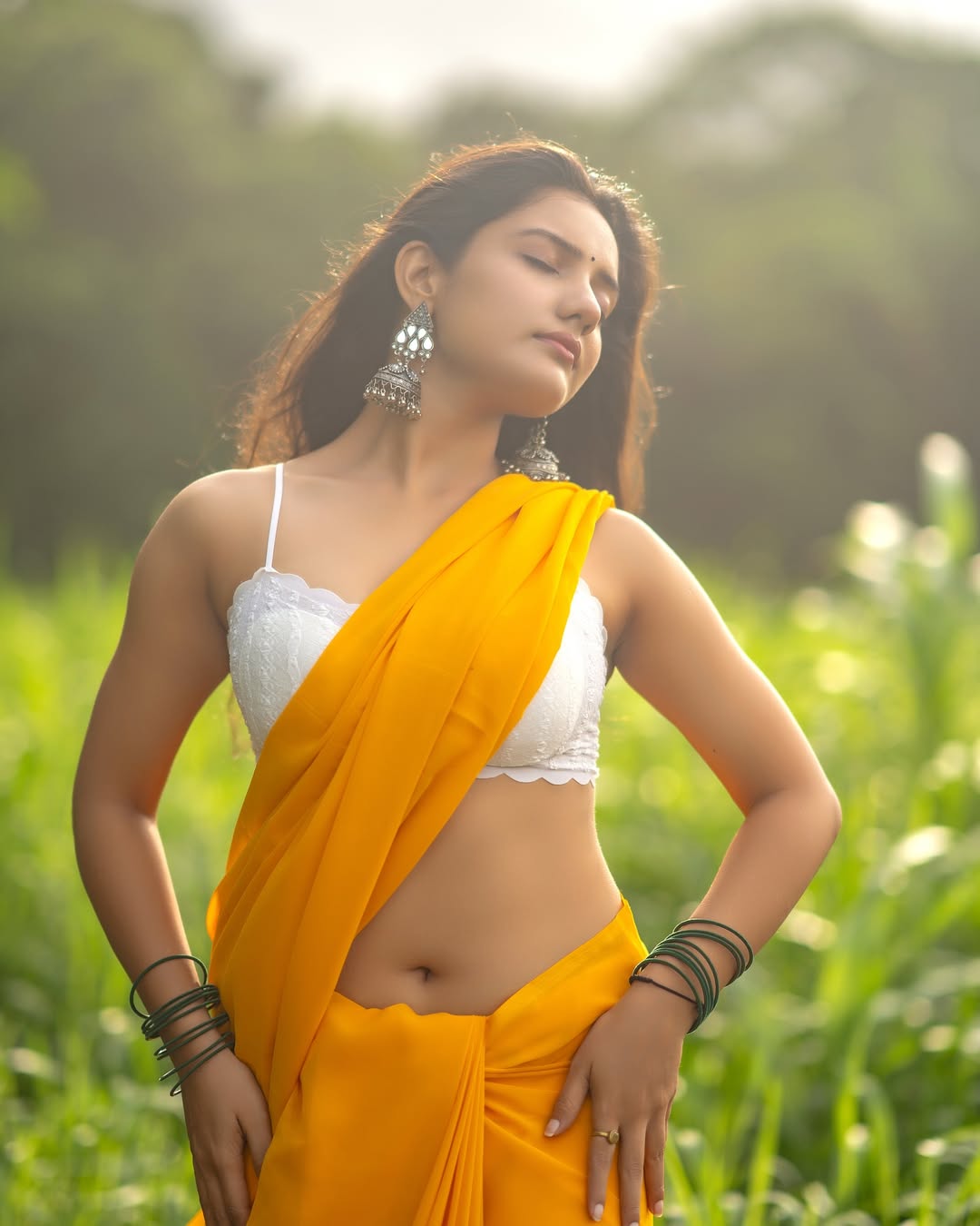 अंबिका वाणी का कातिलाना अंदाज