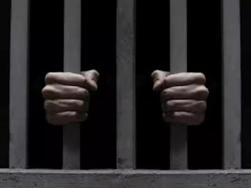 Haryana : रेवाड़ी में लॉकअप में मौत के मामले में होमगार्ड और एसपीओ बर्खास्त Haryana : रेवाड़ी में लॉकअप में मौत के मामले में होमगार्ड और एसपीओ बर्खास्त