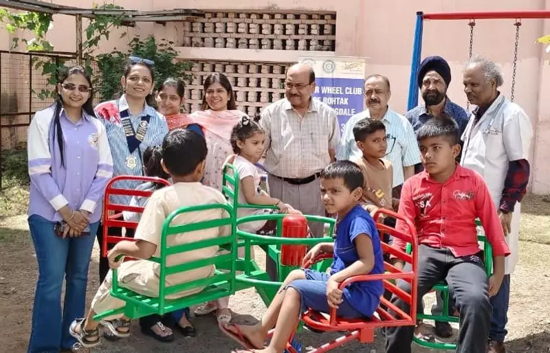 Haryana : पीजीआईएमएस में बीमार बच्चों के लिए पार्क का उद्घाटन Haryana : पीजीआईएमएस में बीमार बच्चों के लिए पार्क का उद्घाटन
