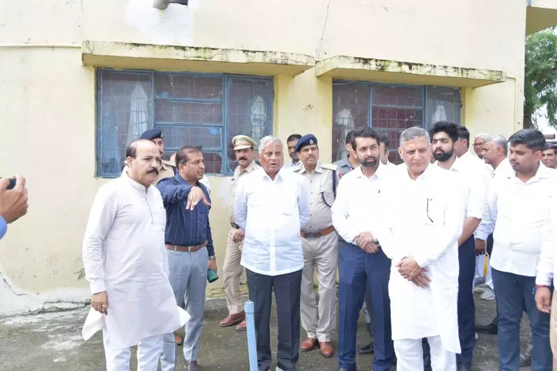 Haryana : केंद्र ने राज्य के वर्षा प्रभावित परिवारों को पूर्ण सहायता का आश्वासन दिया Haryana : केंद्र ने राज्य के वर्षा प्रभावित परिवारों को पूर्ण सहायता का आश्वासन दिया