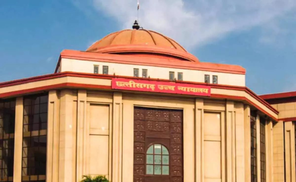 जर्जर पुलिस क्वार्टर पर हाईकोर्ट ने जताई चिंता जर्जर पुलिस क्वार्टर पर हाईकोर्ट ने जताई चिंता