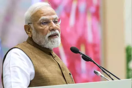 PM मोदी ने मीनाक्षी हुड्डा के गोल्ड मेडल जितने पर दी बधाई PM मोदी ने मीनाक्षी हुड्डा के गोल्ड मेडल जितने पर दी बधाई