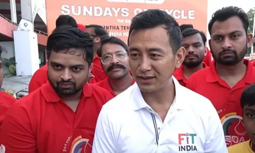 संडे ऑन साइकिल : बाइचुंग भूटिया ने बढ़ाया जोश, देशवासियों को फिट रहने की सलाह संडे ऑन साइकिल : बाइचुंग भूटिया ने बढ़ाया जोश, देशवासियों को फिट रहने की सलाह