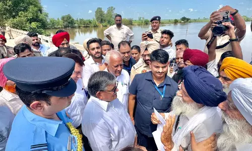 राज्यपाल ने पंजाब, Haryana से घग्गर समस्या का समाधान खोजने का आग्रह किया राज्यपाल ने पंजाब, Haryana से घग्गर समस्या का समाधान खोजने का आग्रह किया