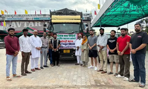 बाढ़ प्रभावित Punjab के लिए मेवाती लोग अप्रत्याशित जीवनरेखा बनकर उभरे हैं बाढ़ प्रभावित Punjab के लिए मेवाती लोग अप्रत्याशित जीवनरेखा बनकर उभरे हैं