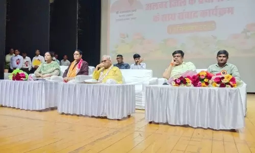 Jaipur: शिक्षा मंत्री ने अलवर में प्रधानाचार्यों संग किया संवाद
