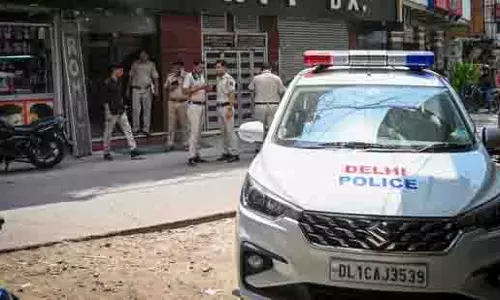 Delhi: होटल के कमरे में दोस्तों के साथ पार्टी के बाद मृत मिला व्यक्ति