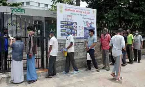 Bengaluru: इंदिरा कैंटीन के खाने की गुणवत्ता पर नाराज़गी, जांच टीम गठित