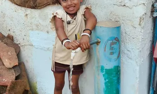 जल जीवन मिशन : घर-घर पहुंचा नल से जल,पानी की चिंता अब बीता हुआ कल