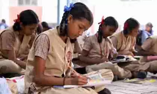 Tamil Nadu: सरकारी स्कूलों में पायलट एआई, रोबोटिक्स कार्यक्रम शुरू किया