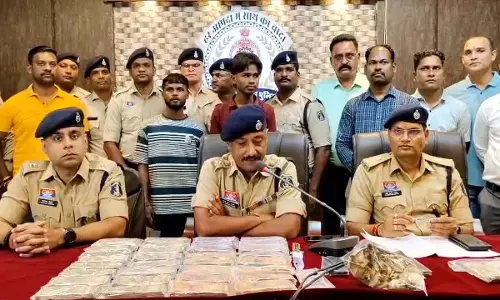 नौकर ने दवा व्यापारी के 10 लाख लूटे थे, सहयोगियों के साथ गिरफ्तार नौकर ने दवा व्यापारी के 10 लाख लूटे थे, सहयोगियों के साथ गिरफ्तार