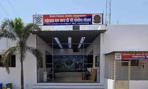 तालेगांव MIDC में दोस्त के साथ अवैध पिस्तौल चलते-चलते हादसा, एक घायल तालेगांव MIDC में दोस्त के साथ अवैध पिस्तौल चलते-चलते हादसा, एक घायल