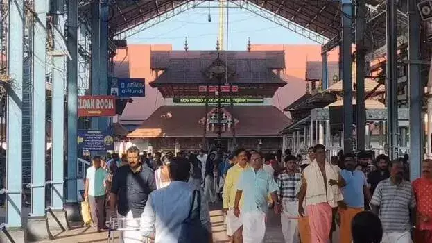 Kerala:  गुरुवायूर में भारी भीड़ के बीच श्री कृष्ण जयंती का उत्सव