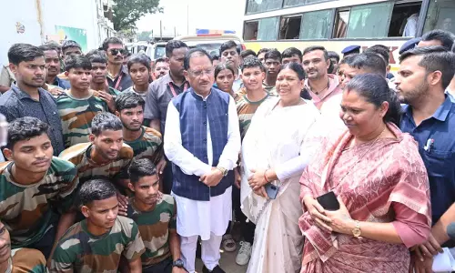 26 अग्निवीरों से मिले CM विष्णुदेव साय 26 अग्निवीरों से मिले CM विष्णुदेव साय