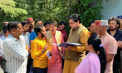 दो केंद्रीय मंत्रियों ने Kullu का दौरा किया, बाढ़ प्रभावित राज्य के लिए राहत का वादा किया