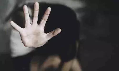 Gwalior: दो चौकीदारों ने 45 वर्षीय महिला से सामूहिक बलात्कार किया