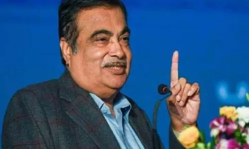 Nitin Gadkari का दावा, हर महीने 200 करोड़ कमा सकते हैं