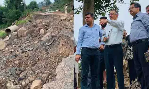 DC Kathua ने बिलावर में जीर्णोद्धार और विकास कार्यों की समीक्षा के लिए व्यापक दौरा किया DC Kathua ने बिलावर में जीर्णोद्धार और विकास कार्यों की समीक्षा के लिए व्यापक दौरा किया