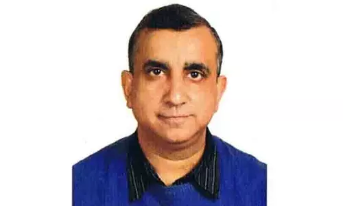 कार्टूनिस्ट Manoj Chopra को लाइफटाइम अचीवमेंट पुरस्कार से सम्मानित किया गया कार्टूनिस्ट Manoj Chopra को लाइफटाइम अचीवमेंट पुरस्कार से सम्मानित किया गया