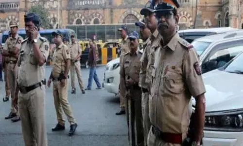 पुलिस की 8 घंटे की ड्यूटी केवल अधिक जनशक्ति के साथ ही संभव है पुलिस की 8 घंटे की ड्यूटी केवल अधिक जनशक्ति के साथ ही संभव है
