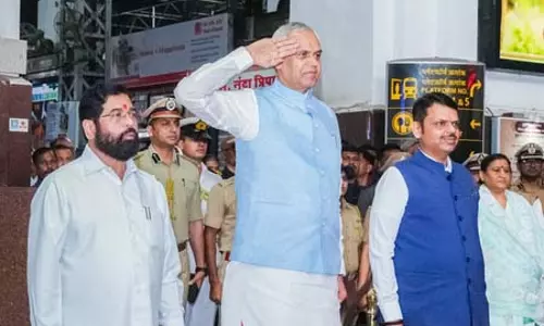 राजभवन में महाराष्ट्र के नवनियुक्त राज्यपाल का भव्य स्वागत, गार्ड ऑफ ऑनर मिला