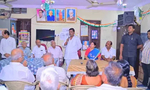 हम सरकारी पेंशनभोगियों की समस्याओं के समाधान के लिए काम करेंगे: विधायक Gudem Mahipal Reddy हम सरकारी पेंशनभोगियों की समस्याओं के समाधान के लिए काम करेंगे: विधायक Gudem Mahipal Reddy